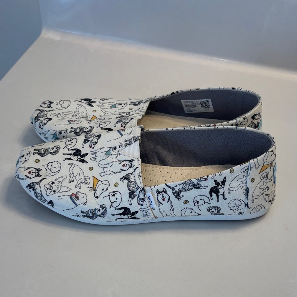 TOMS Slip-On Canvas Shoes with Multicolor Dog Print - Cream - Picture 7 of 8